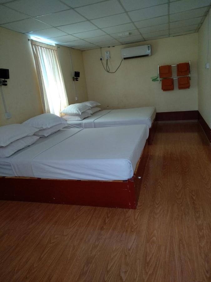Motel Galaxy *